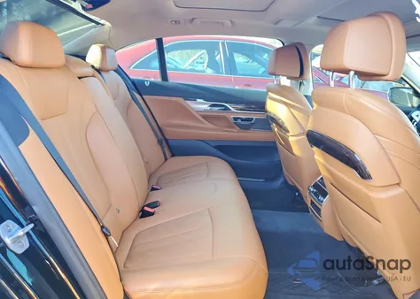 2020 BMW 740 Xi z USA, uszkodzony, nr VIN WBA7T4C02LCD43243